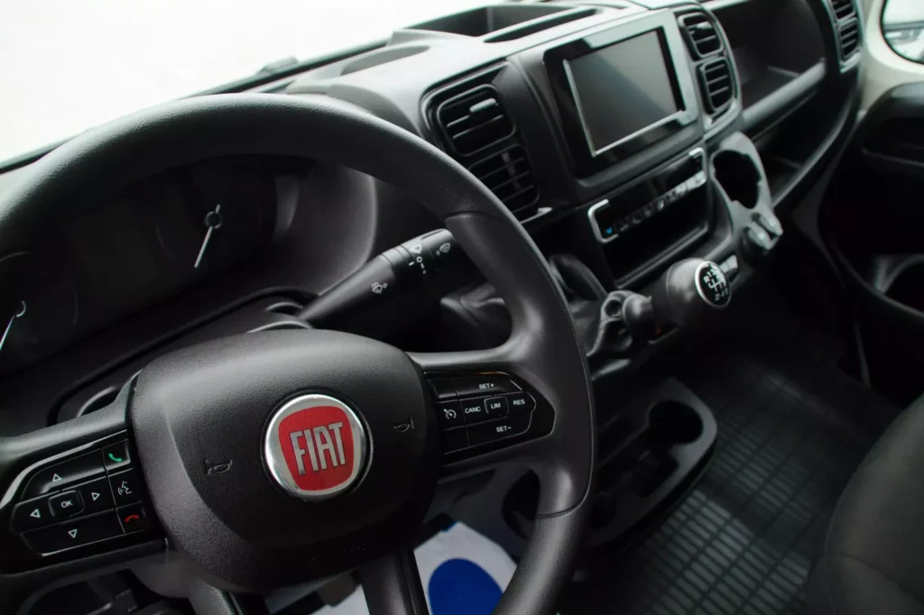 Fiat-Ducato-Furgon-Bus-dostawczy-L3H2-11