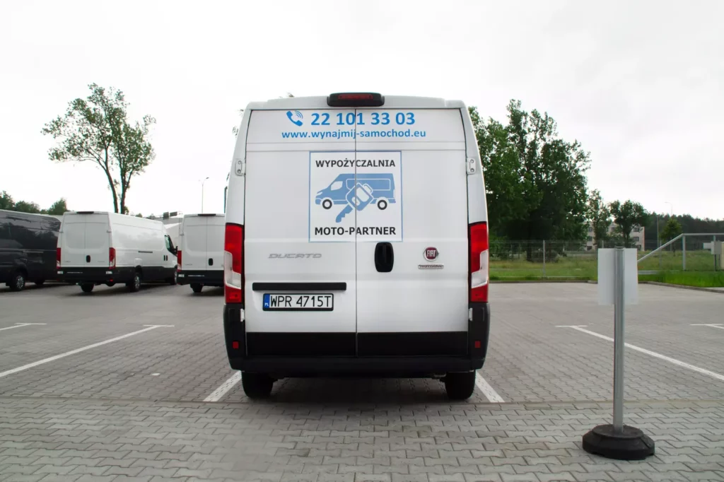 Fiat-Ducato-Furgon-Bus-dostawczy-L3H2-3