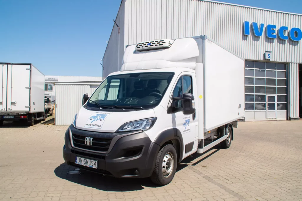 Fiat-Ducato-Kontener-Izoterma-1-min