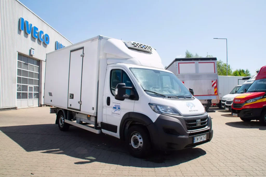 Fiat-Ducato-Kontener-Izoterma-2-min