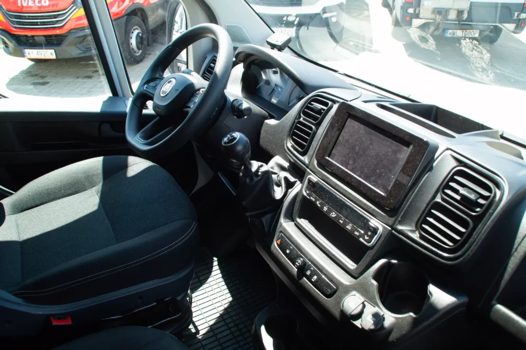 Fiat-Ducato-Kontener-Izoterma-8-min