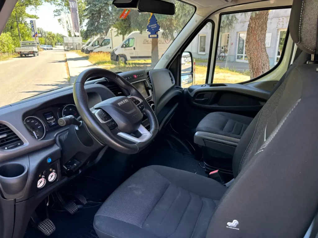 Iveco-Daily-Autolaweta-z-kabiną--8