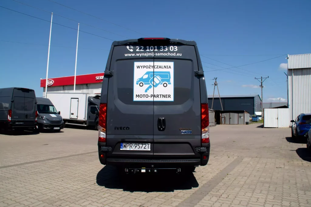 Iveco-Daily-Brygadówka-7-osobowa-3