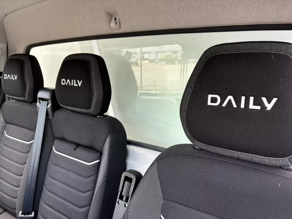 Iveco-Daily-Kontener-Izoterma-Winda-10