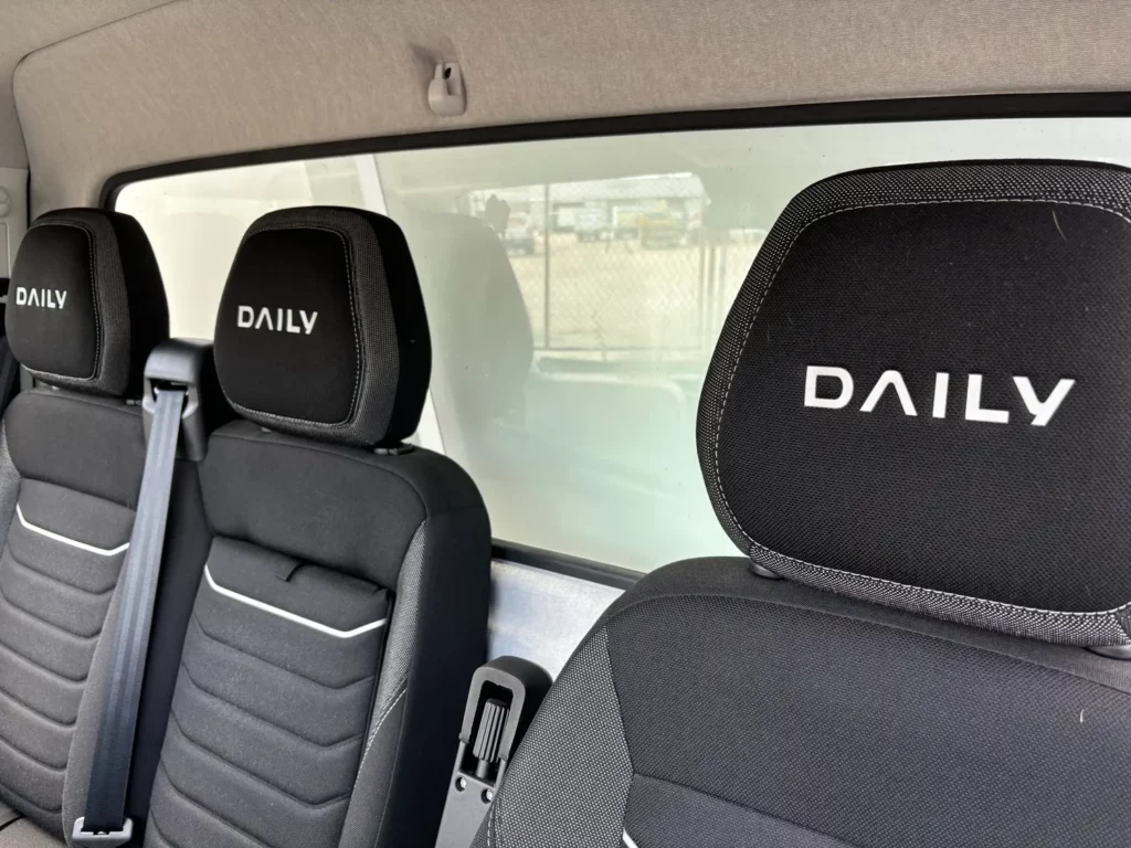 Iveco-Daily-Kontener-Mroźnia-Winda-10