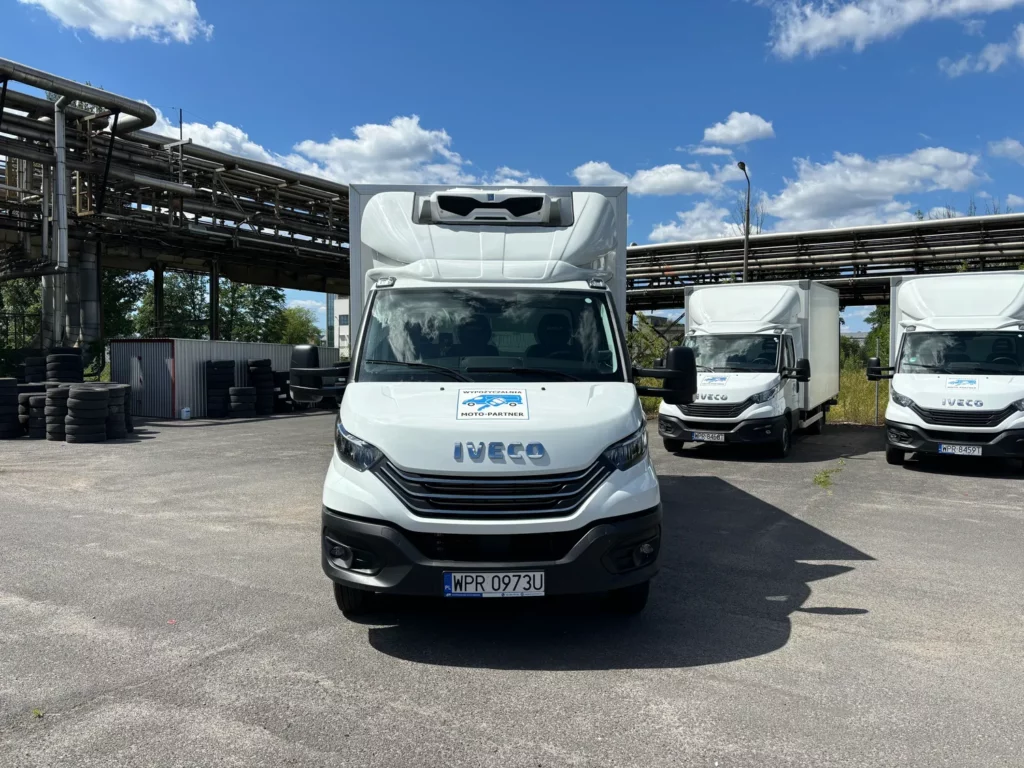 Iveco-Daily-Kontener-Mroźnia-Winda-3