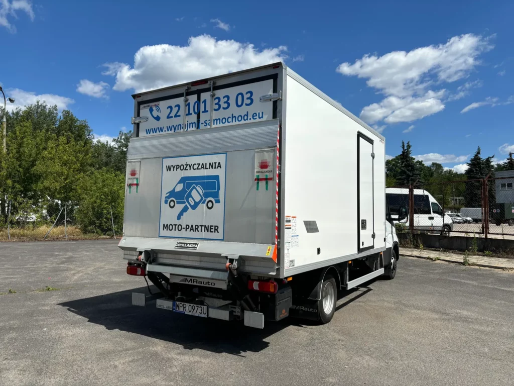 Iveco-Daily-Kontener-Mroźnia-Winda-8