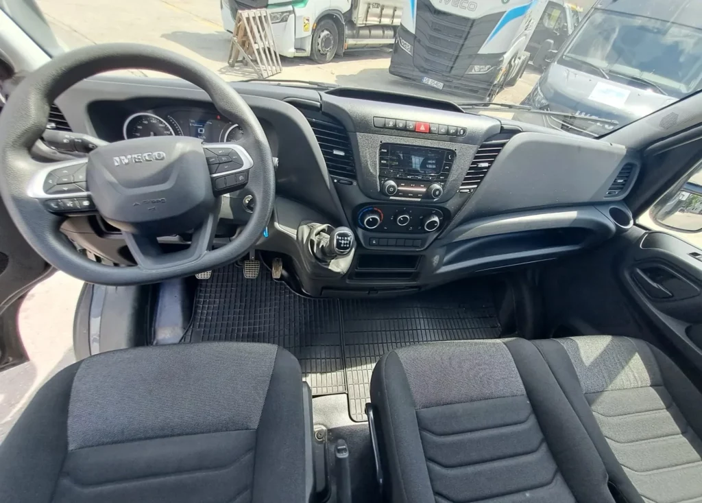 Iveco-Daily-Wywrotka-7